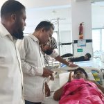 টেকনাফে সন্ত্রাসী হামলায় আহত সাংবাদিক জামালকে হাসপাতালে দেখতে বিএমএসএফ কেন্দ্রীয় নেতৃবৃন্দ